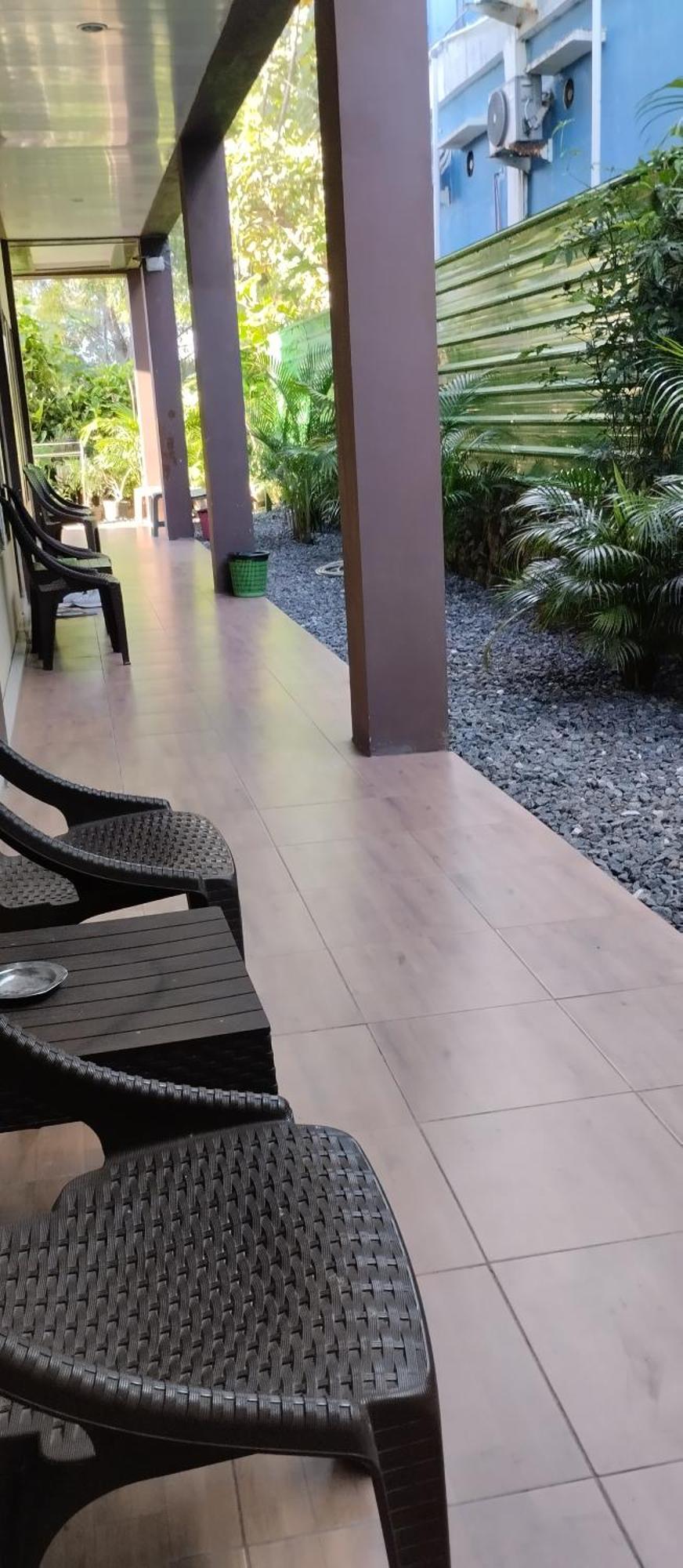 De Credo Hotell Labuan Bajo Exteriör bild